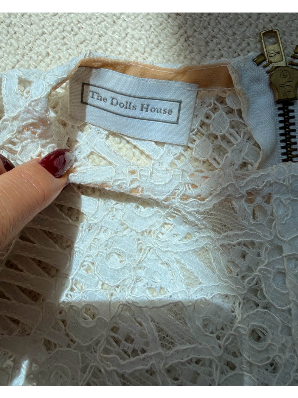 White Lace + Fringe-Sleeve Crop Top - The Dolls House Fashion Size XS WORN 1X - Picture 8 of 9